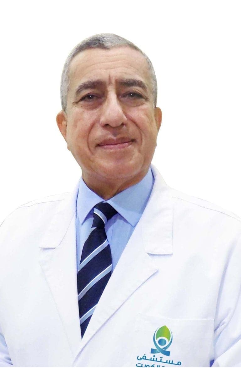 صورة د. أحمد ثابت