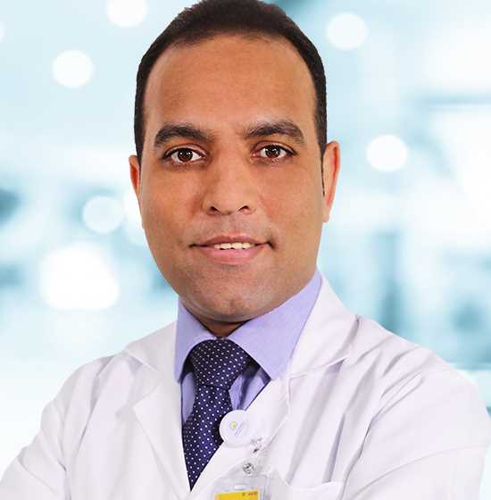 صورة د. اسلام الدمرداش
