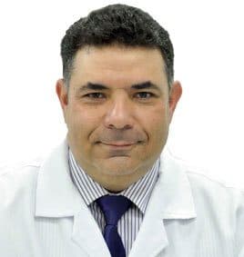 صورة د. شريف عبد الوهاب